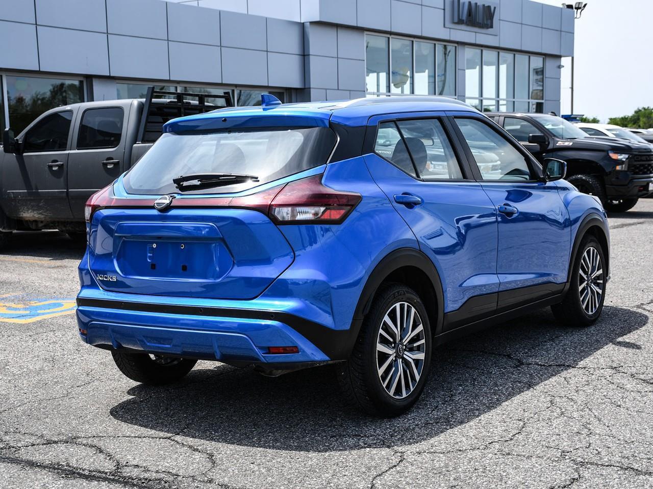 2025 Nissan Kicks Play SV Photo