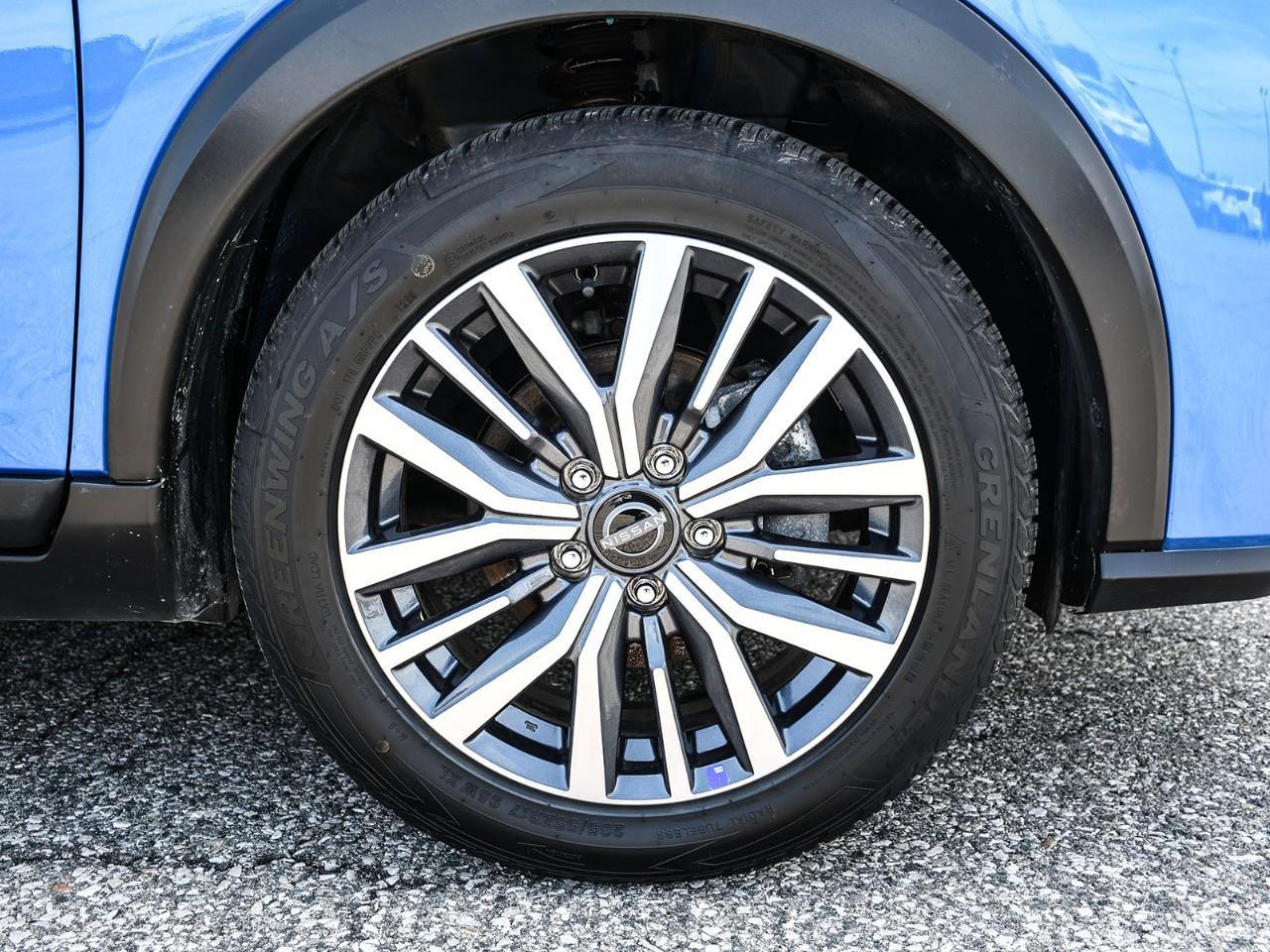 2025 Nissan Kicks Play SV Photo