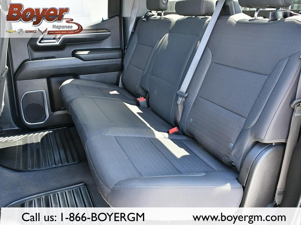 2025 Chevrolet Silverado 1500 Crew Cab Short Box 4-Wheel Drive LT Photo