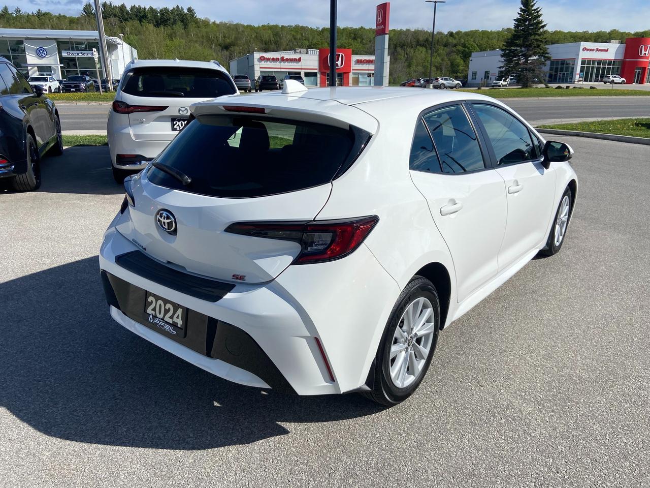2024 Toyota Corolla Hatchback Photo