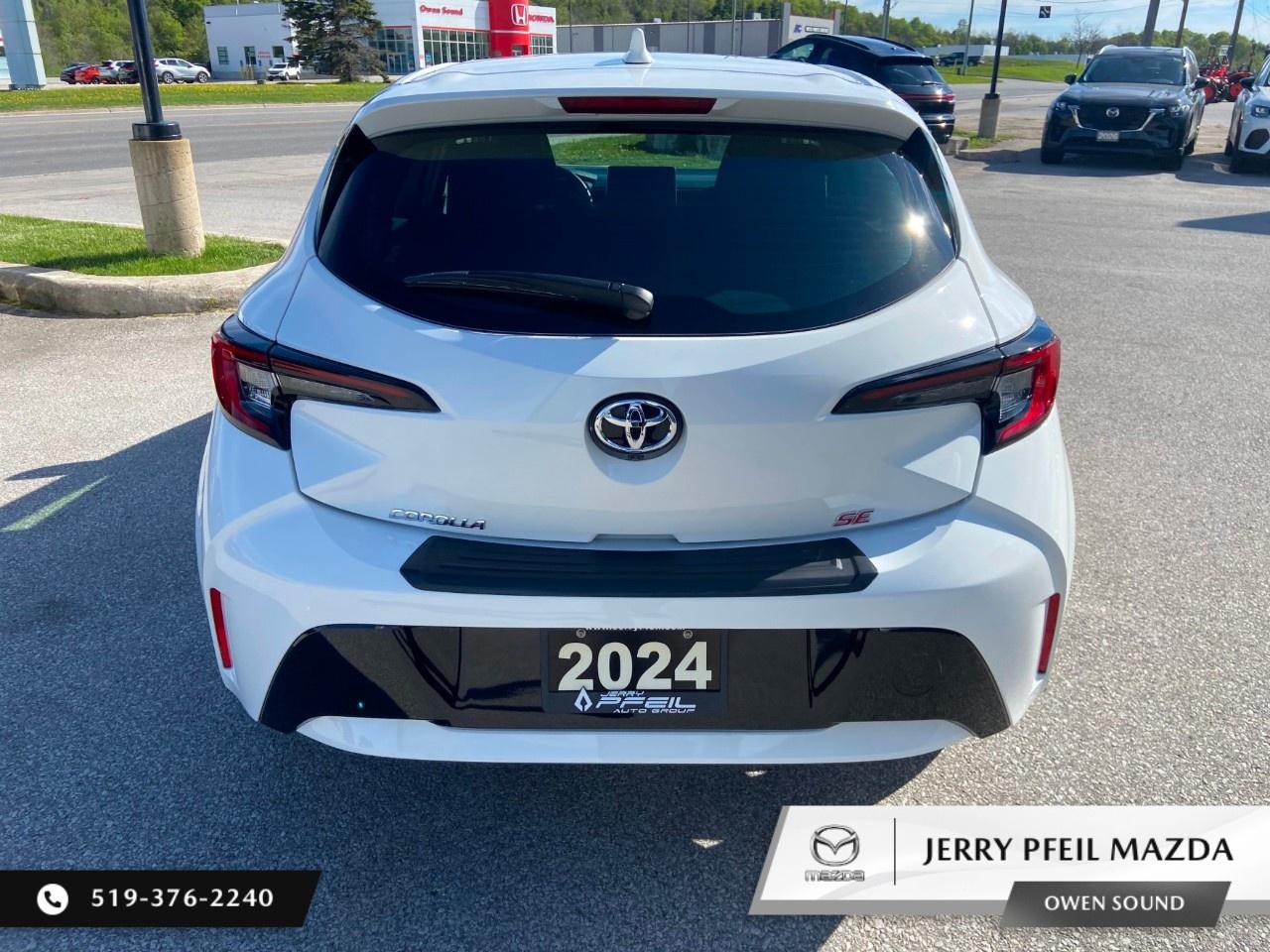2024 Toyota Corolla Hatchback CVT Photo3