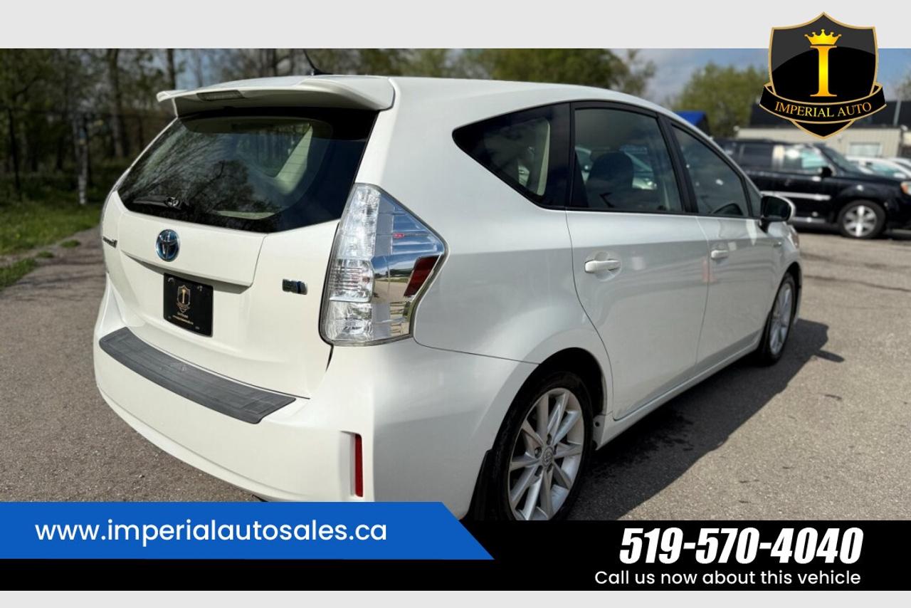 2012 Toyota Prius V WAGON Photo