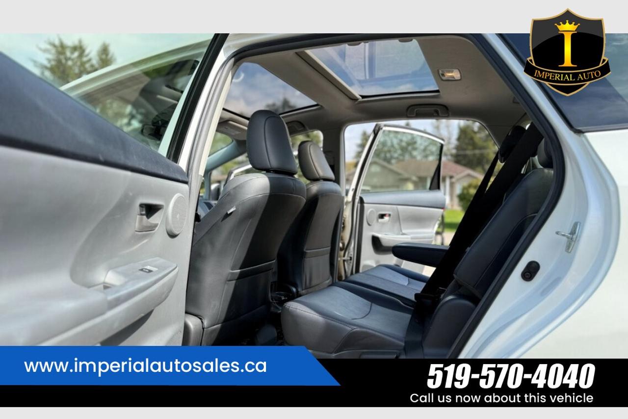 2012 Toyota Prius V WAGON Photo