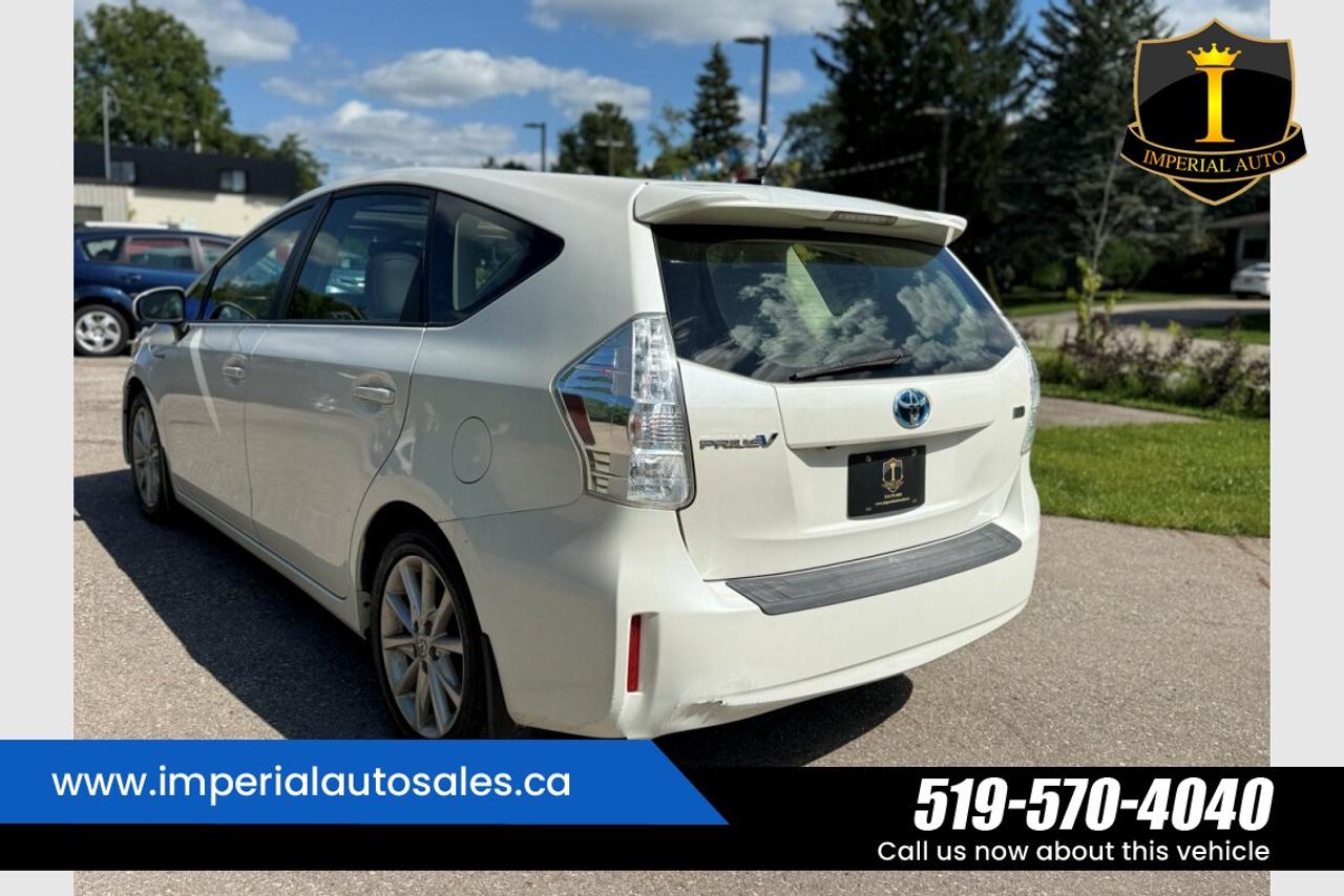 2012 Toyota Prius V -CLEAN HISTORY Photo
