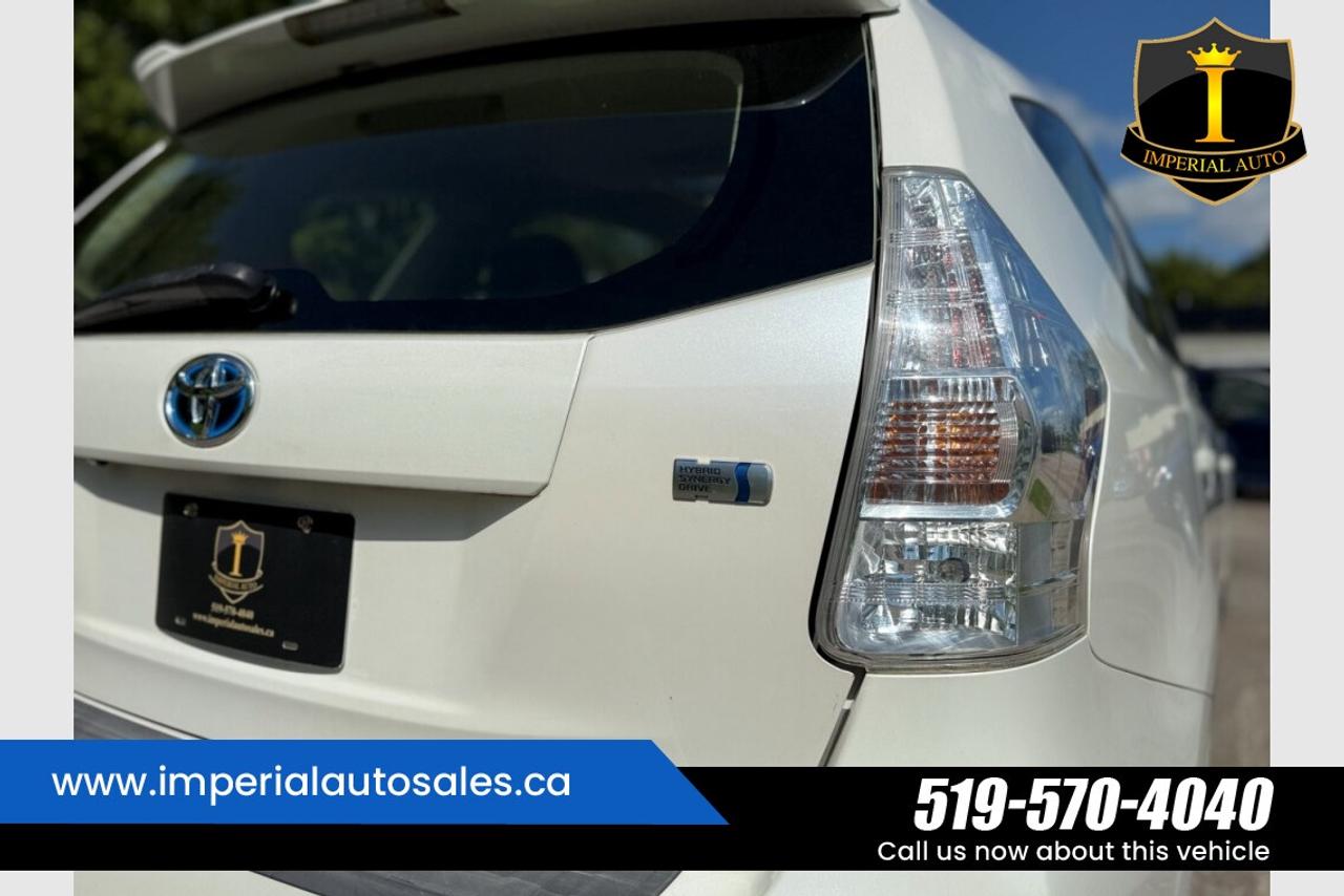 2012 Toyota Prius V -CLEAN HISTORY Photo