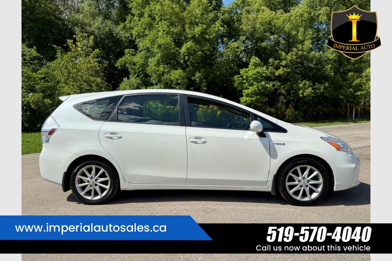 2012 Toyota Prius V -CLEAN HISTORY Photo