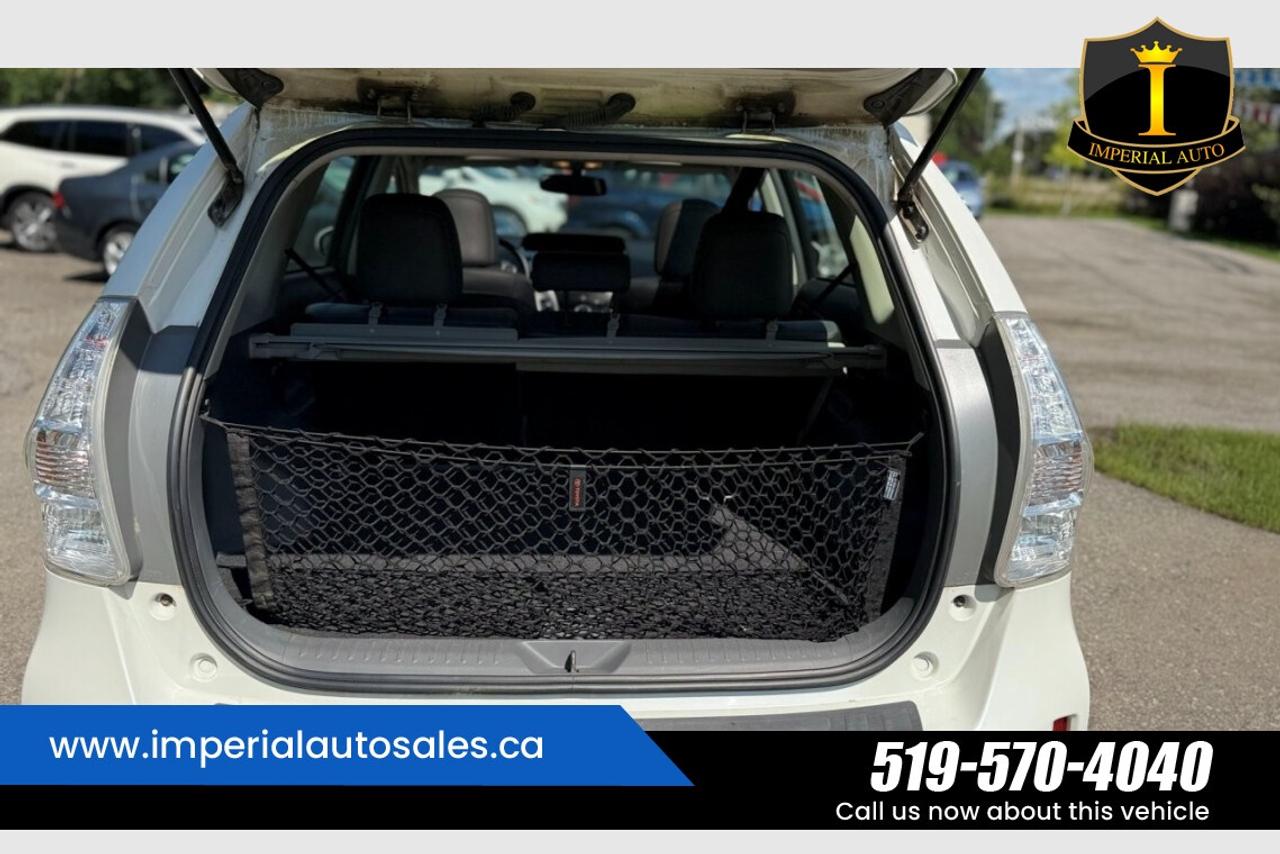 2012 Toyota Prius V -CLEAN HISTORY Photo
