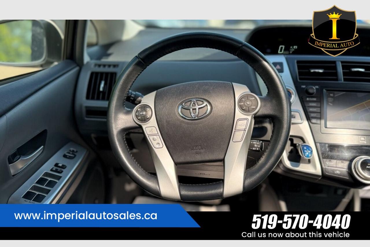 2012 Toyota Prius V -CLEAN HISTORY Photo