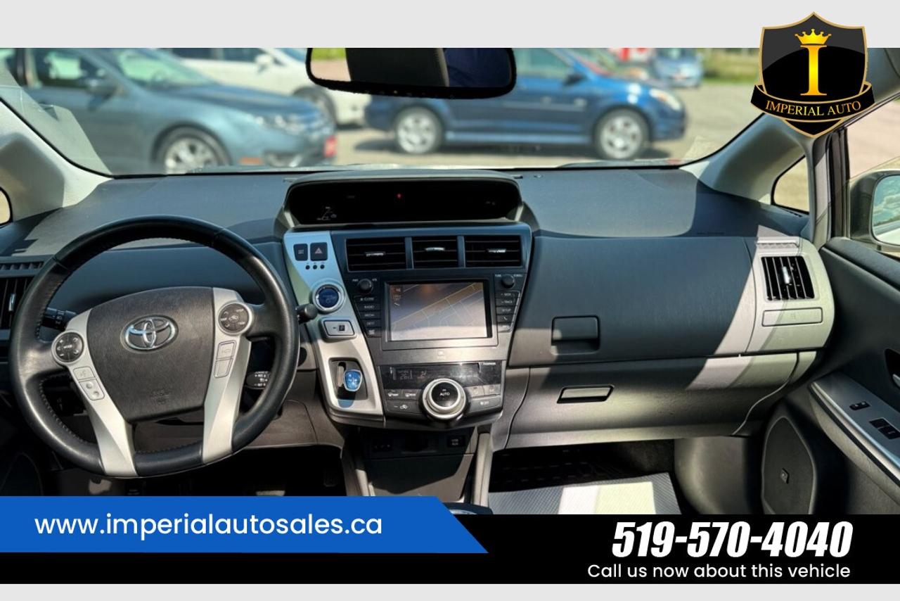 2012 Toyota Prius V -CLEAN HISTORY Photo