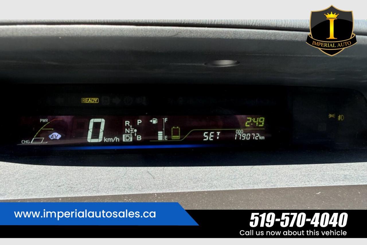 2012 Toyota Prius V -CLEAN HISTORY Photo