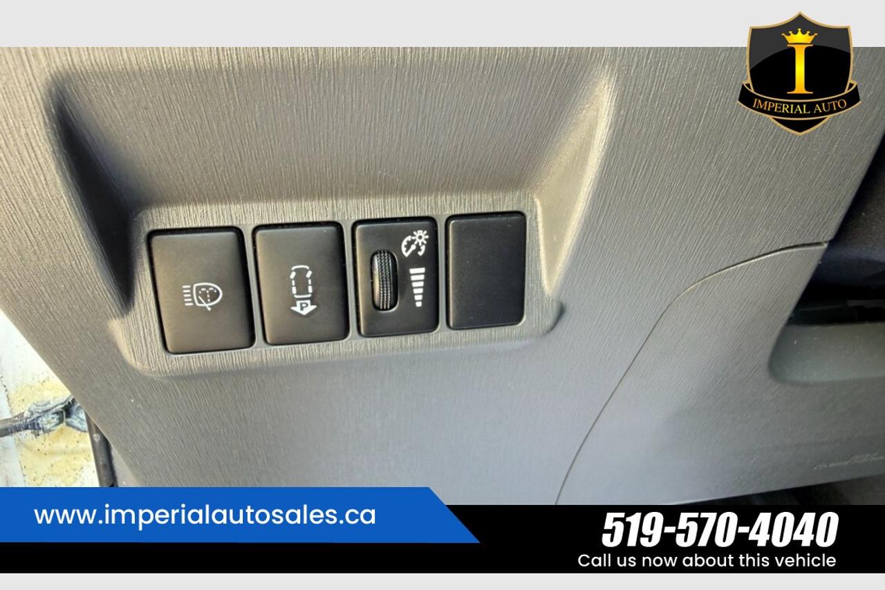 2012 Toyota Prius V -CLEAN HISTORY Photo
