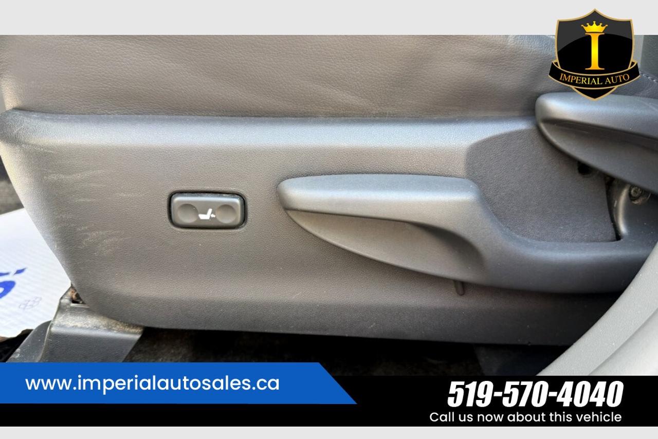 2012 Toyota Prius V -CLEAN HISTORY Photo
