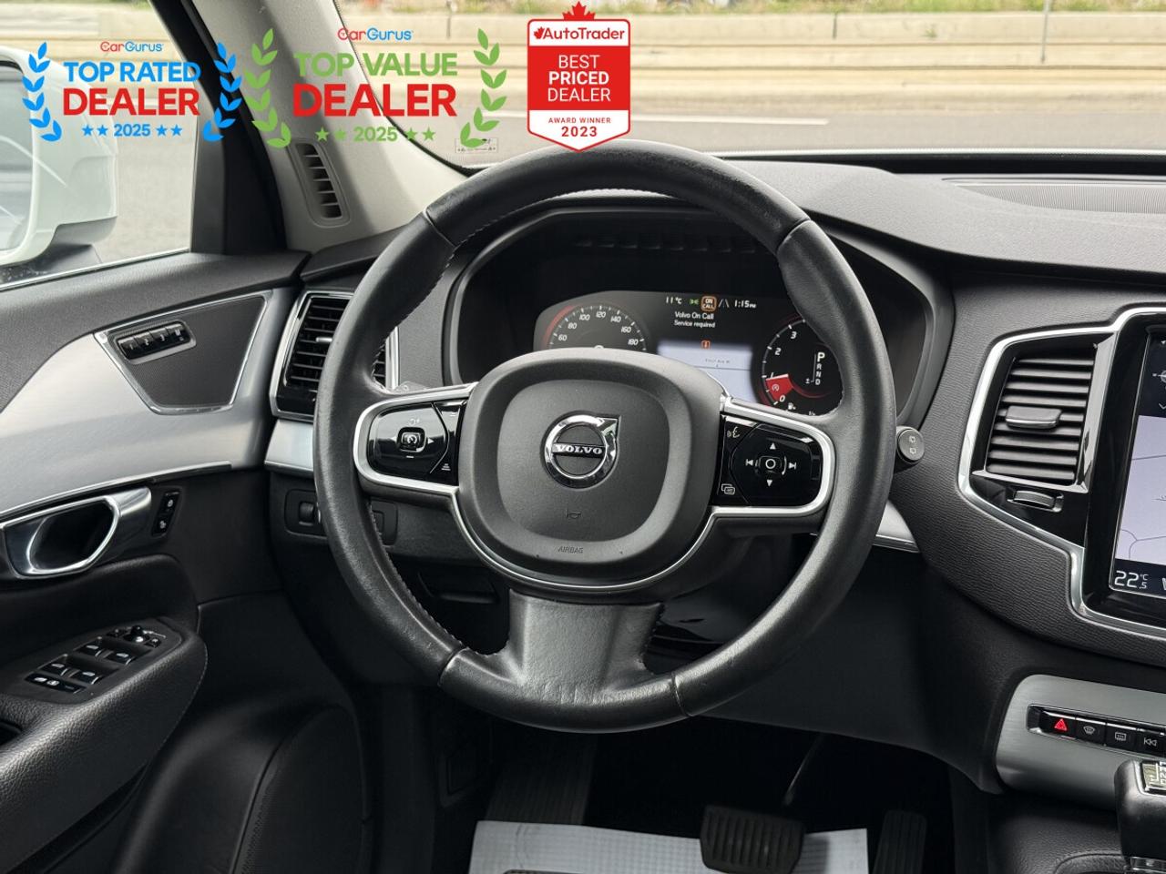 2018 Volvo XC90 MOMENTUM | 7 SEATER | NAVI | LOADED Photo