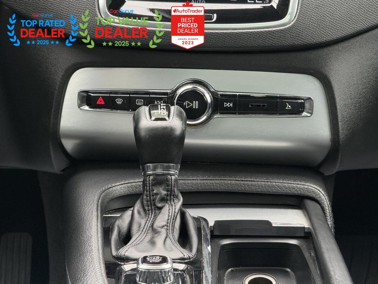 2018 Volvo XC90 MOMENTUM | 7 SEATER | NAVI | LOADED Photo