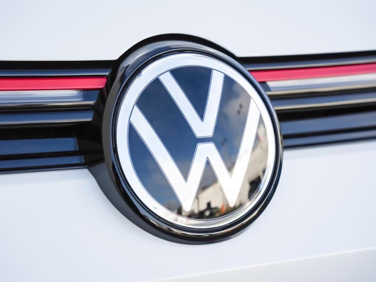 2026 Volkswagen Golf GTI Autobahn  - Sunroof -  HUD Photo