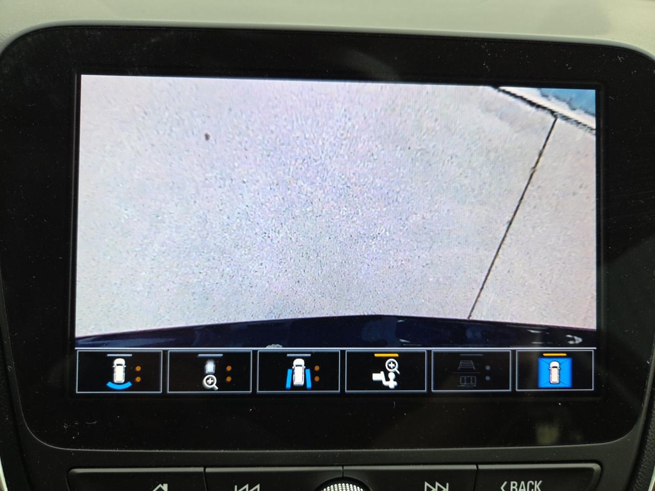 2022 Chevrolet Equinox LT Photo