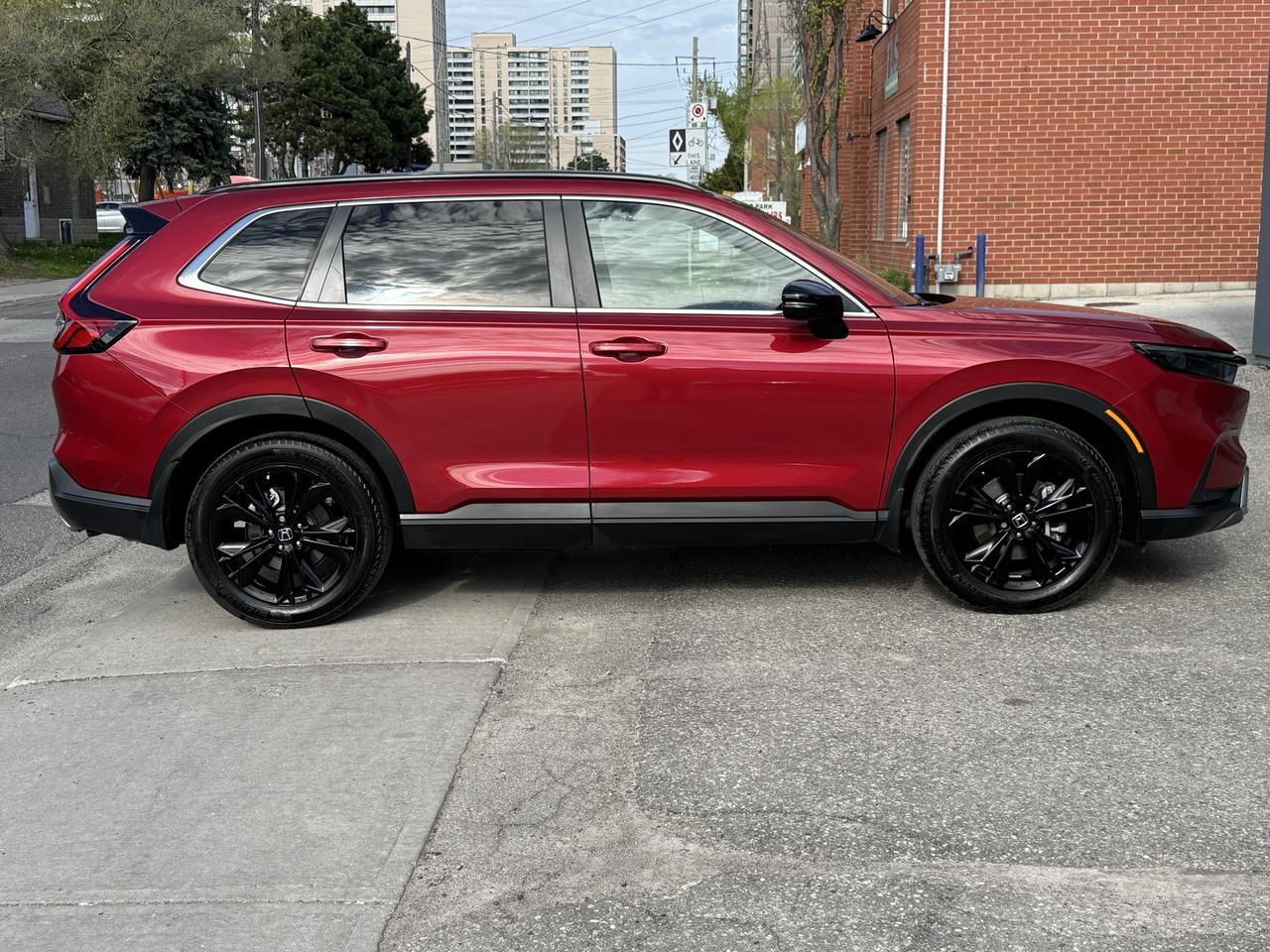 2025 Honda CR-V Hybrid EX-L Photo