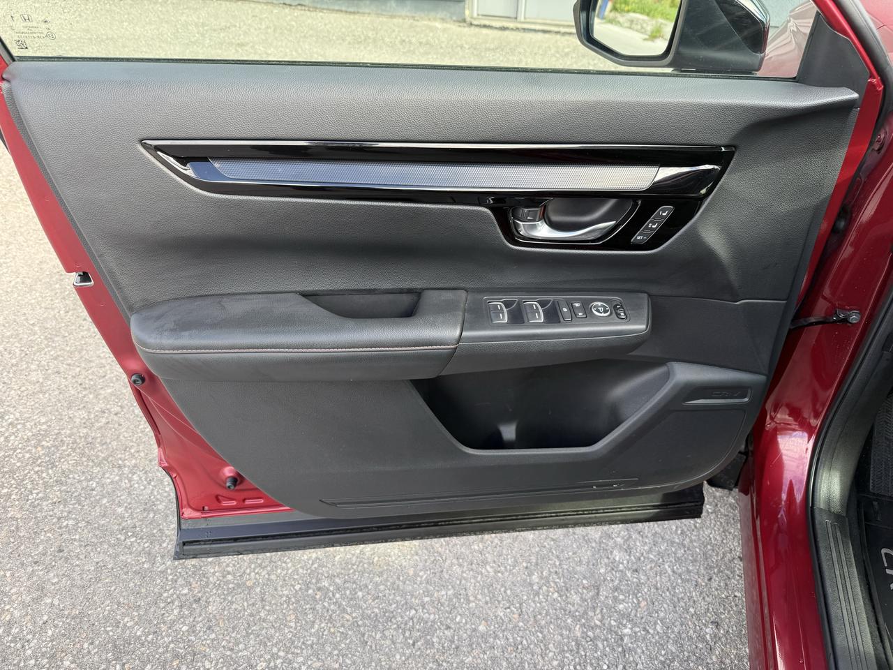 2025 Honda CR-V Hybrid EX-L Photo