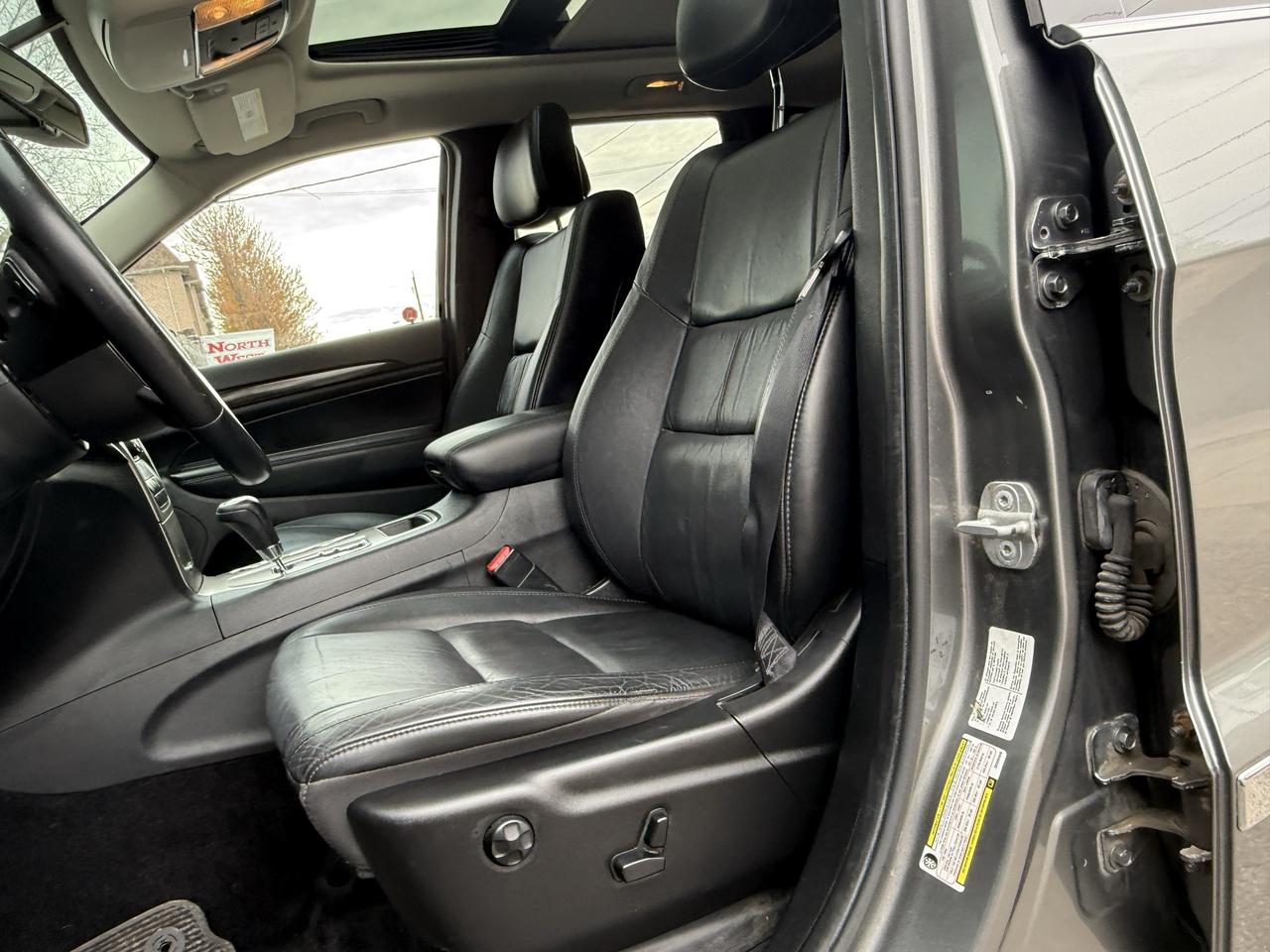 2013 Jeep Grand Cherokee Laredo Photo