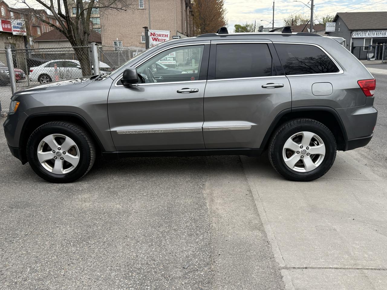 2013 Jeep Grand Cherokee Laredo Photo
