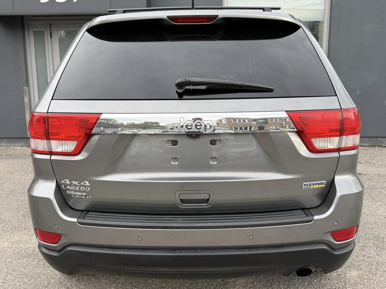 2013 Jeep Grand Cherokee Laredo Photo