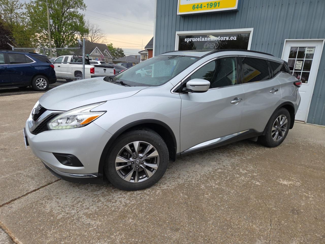 2016 Nissan Murano SV  Premium Photo