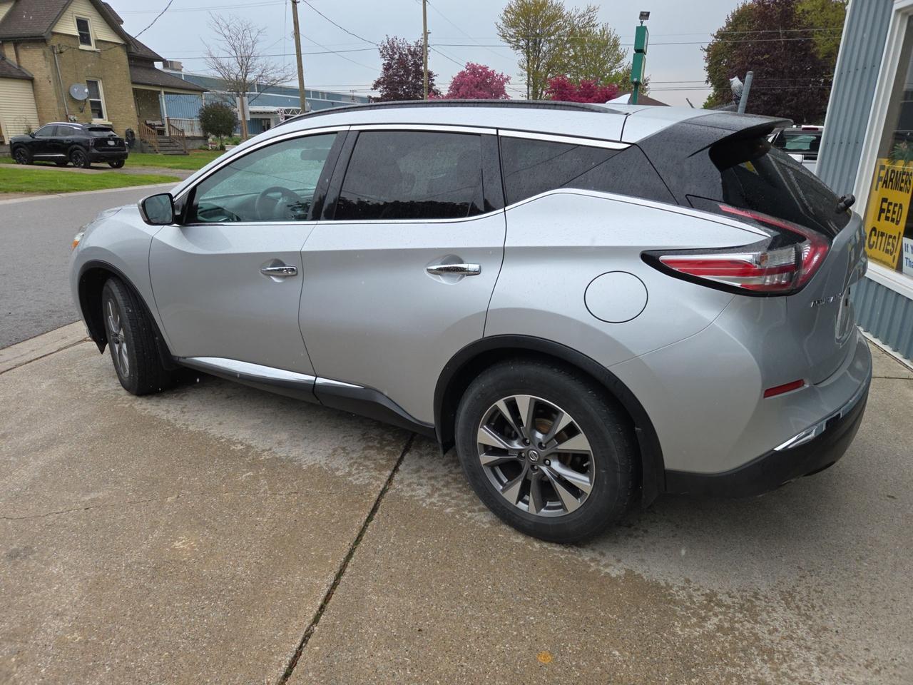 2016 Nissan Murano SV  Premium Photo