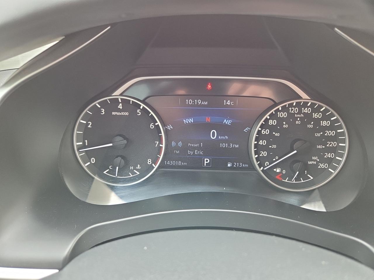 2016 Nissan Murano SV  Premium Photo