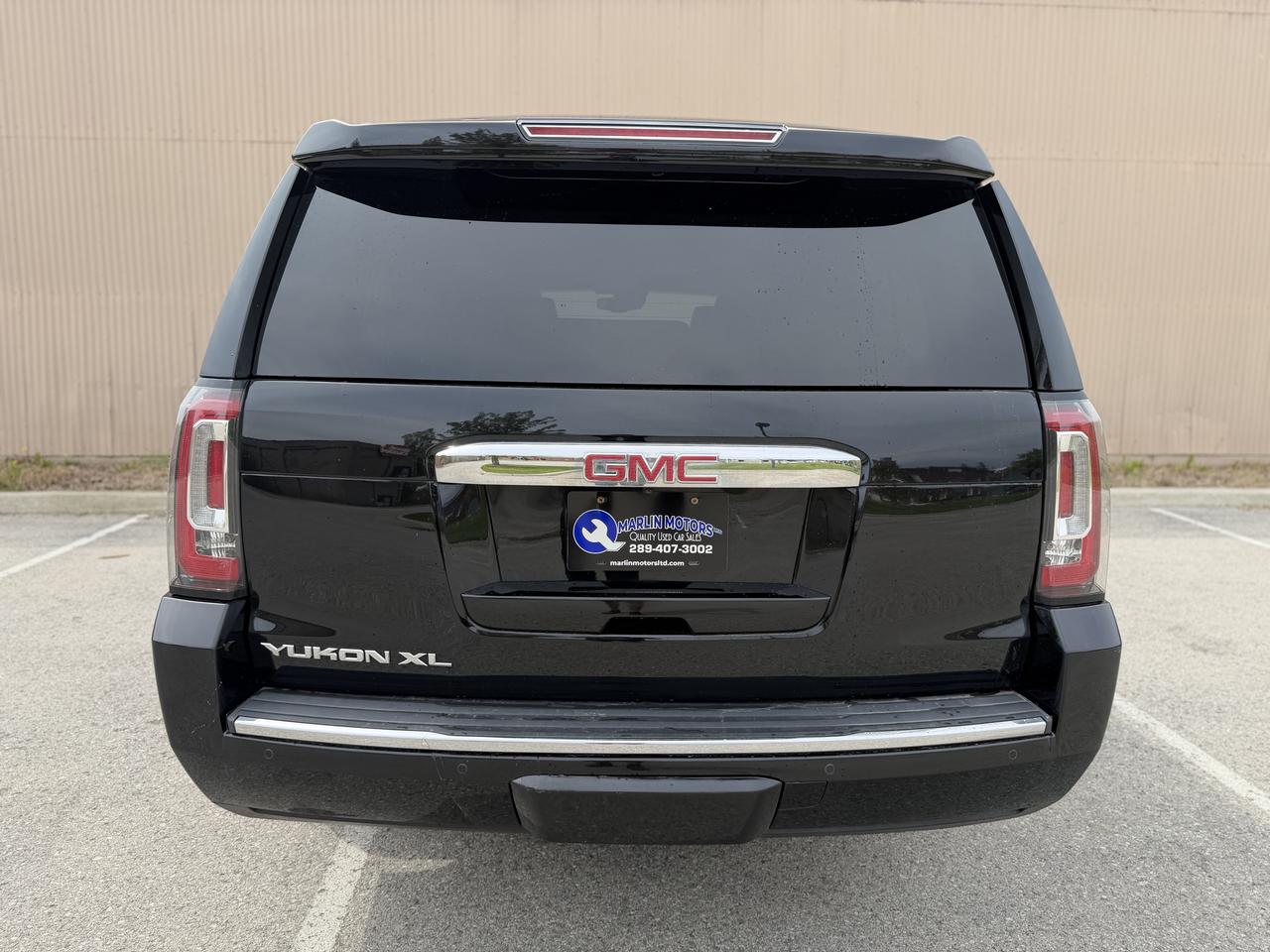 2016 GMC Yukon XL Denali Photo