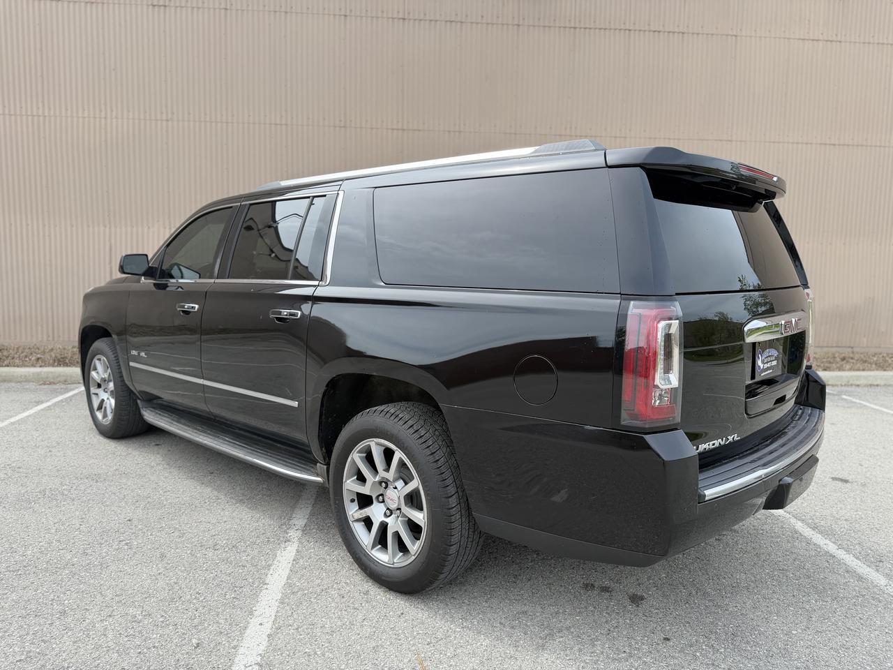 2016 GMC Yukon XL Denali Photo