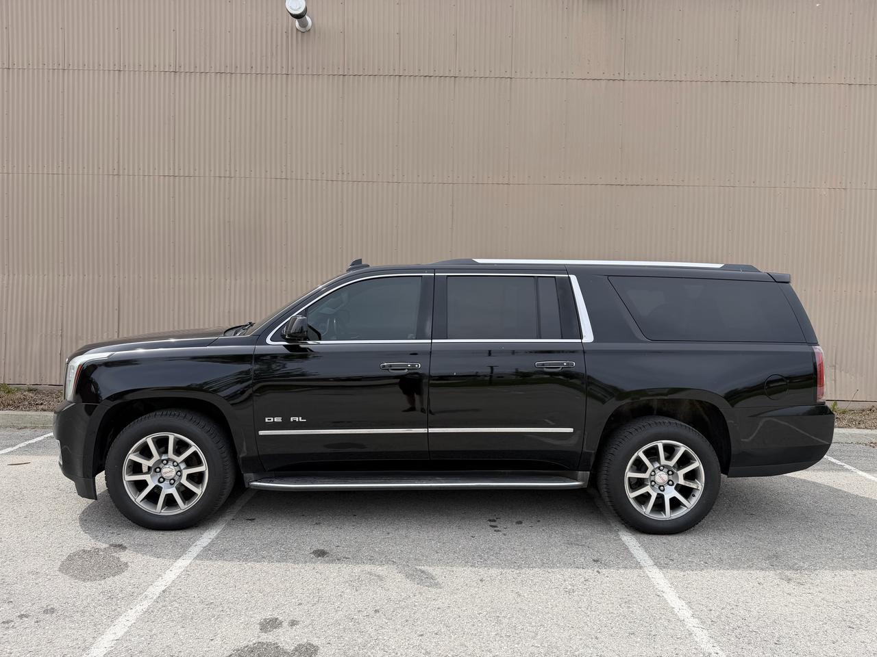 2016 GMC Yukon XL Denali Photo