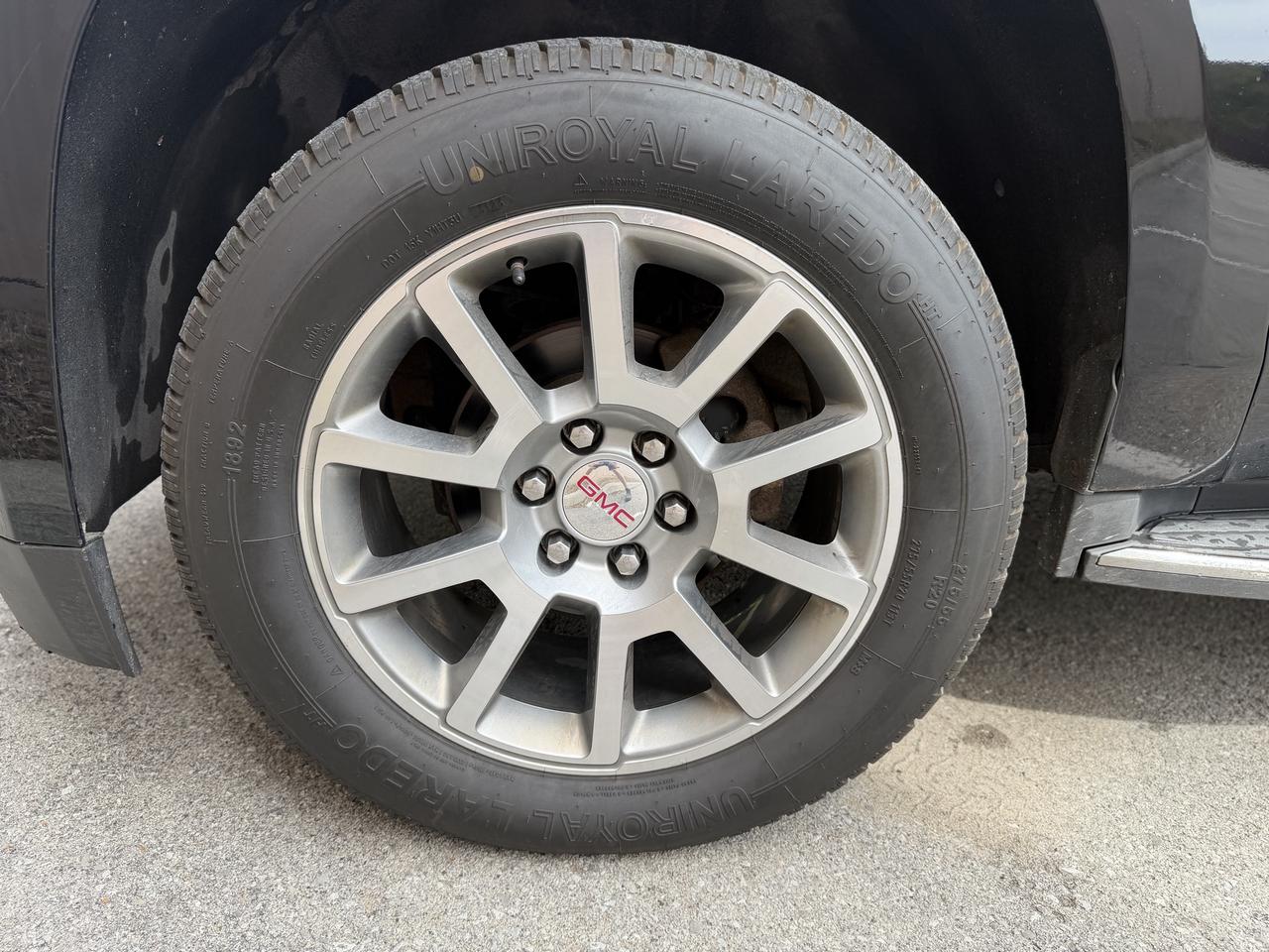 2016 GMC Yukon XL Denali Photo