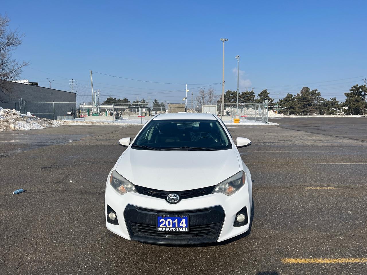 2014 Toyota Corolla S Photo