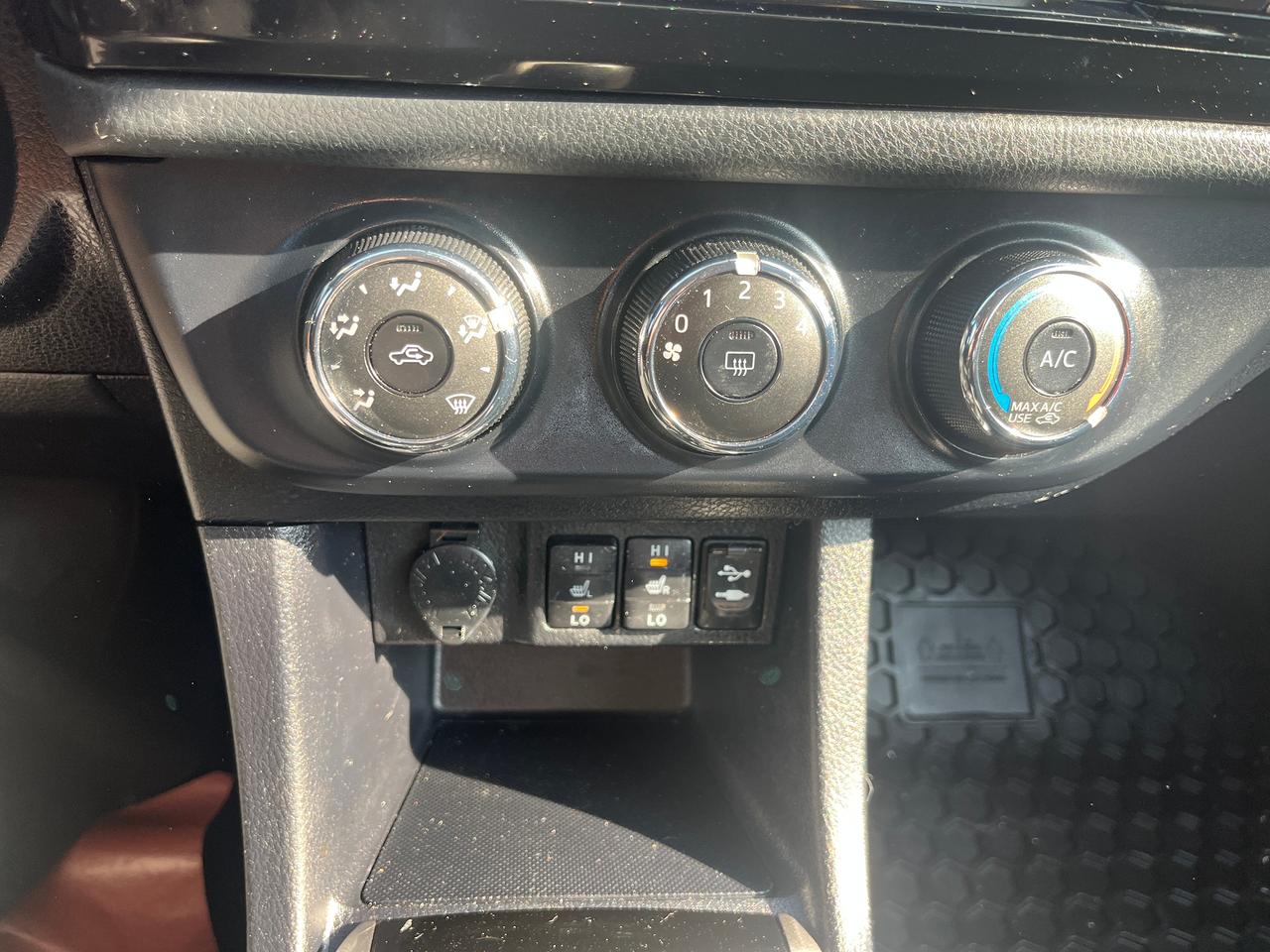 2014 Toyota Corolla S Photo