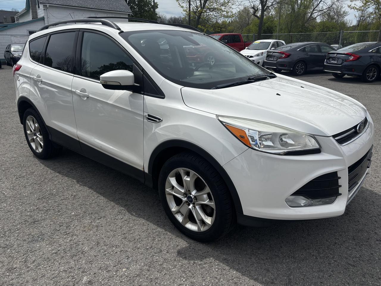 <p>4 Cyl, Auto, Air, P. Windows, P. Door Locks, Leather Seats, Heated Seats, Navigation, P. Rear Hatch, Remote Starter, All Wheel Drive, Only 160,231 Kms, Selling AS IS, Requires Engine Work, Misfire Cylinder #4, Asking $2,500 Plus HST and License Fee. AS IS, You Safety, You Save. Please Call 905-680-4400&nbsp; for more information.</p><p>WE MUST ADD THIS DISCLAIMER ON ANY VEHICLE BEING SOLD AS-IS. This vehicle is being sold as is, unfit, not represented as being in a road worthy condition, mechanically sound or maintained at any guaranteed level of quality. The vehicle may not be fit for use as a means of transportation and may require substantial repairs at the purchasers expense. It may not be possible to register the vehicle to be driven in its current condition.</p><p>We Price All Of Our Vehicles Very Competitively And We Strive To EARN Your Business! Stop In And See Ed And Experience The Difference. Give Us A Call at 905-680-4400&nbsp; To Schedule Your Test Drive Or For More Information visit our website at www.edsautosales.ca</p><p>&nbsp;</p>