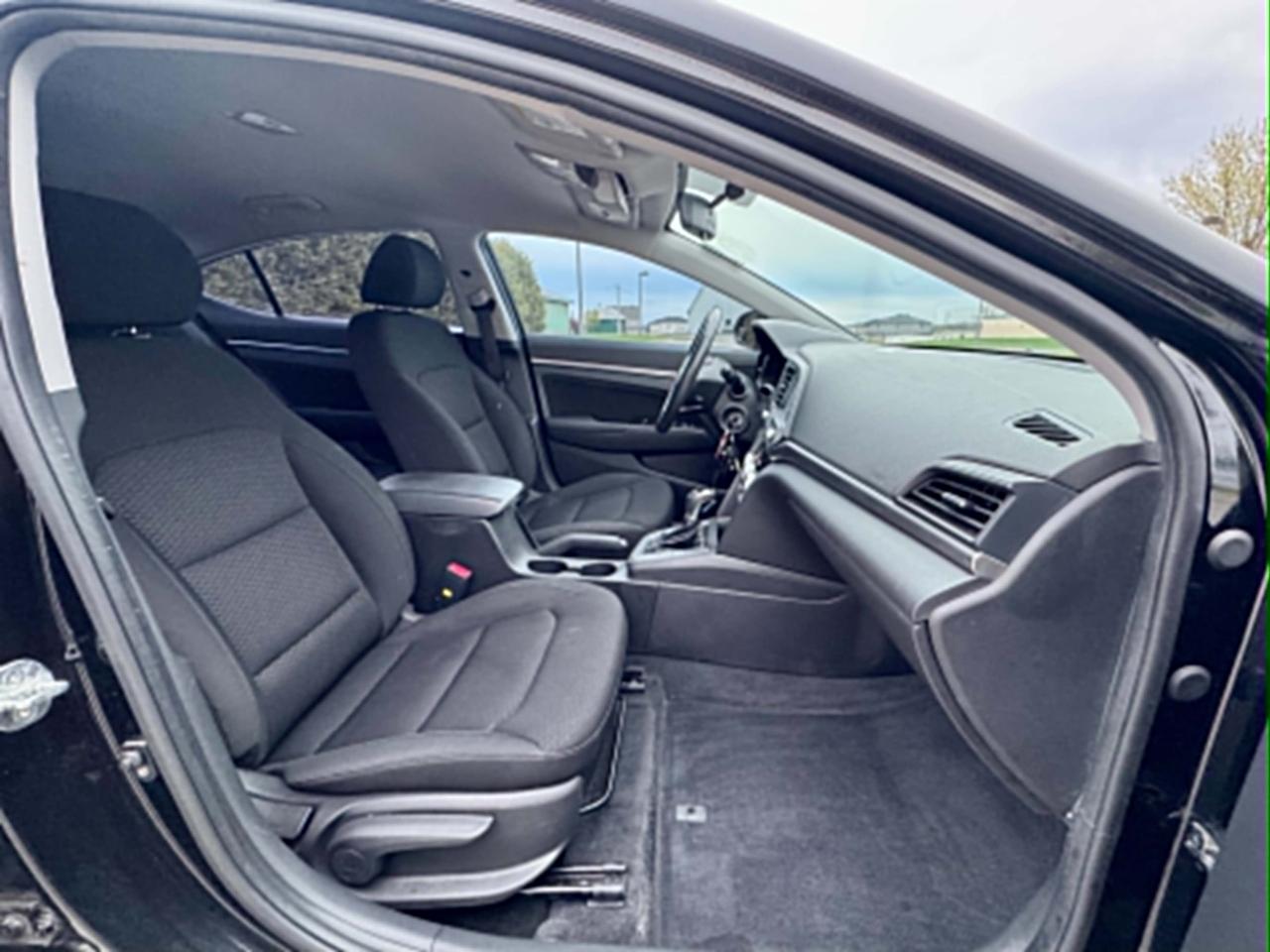 2019 Hyundai Elantra Preferred - Certified Photo