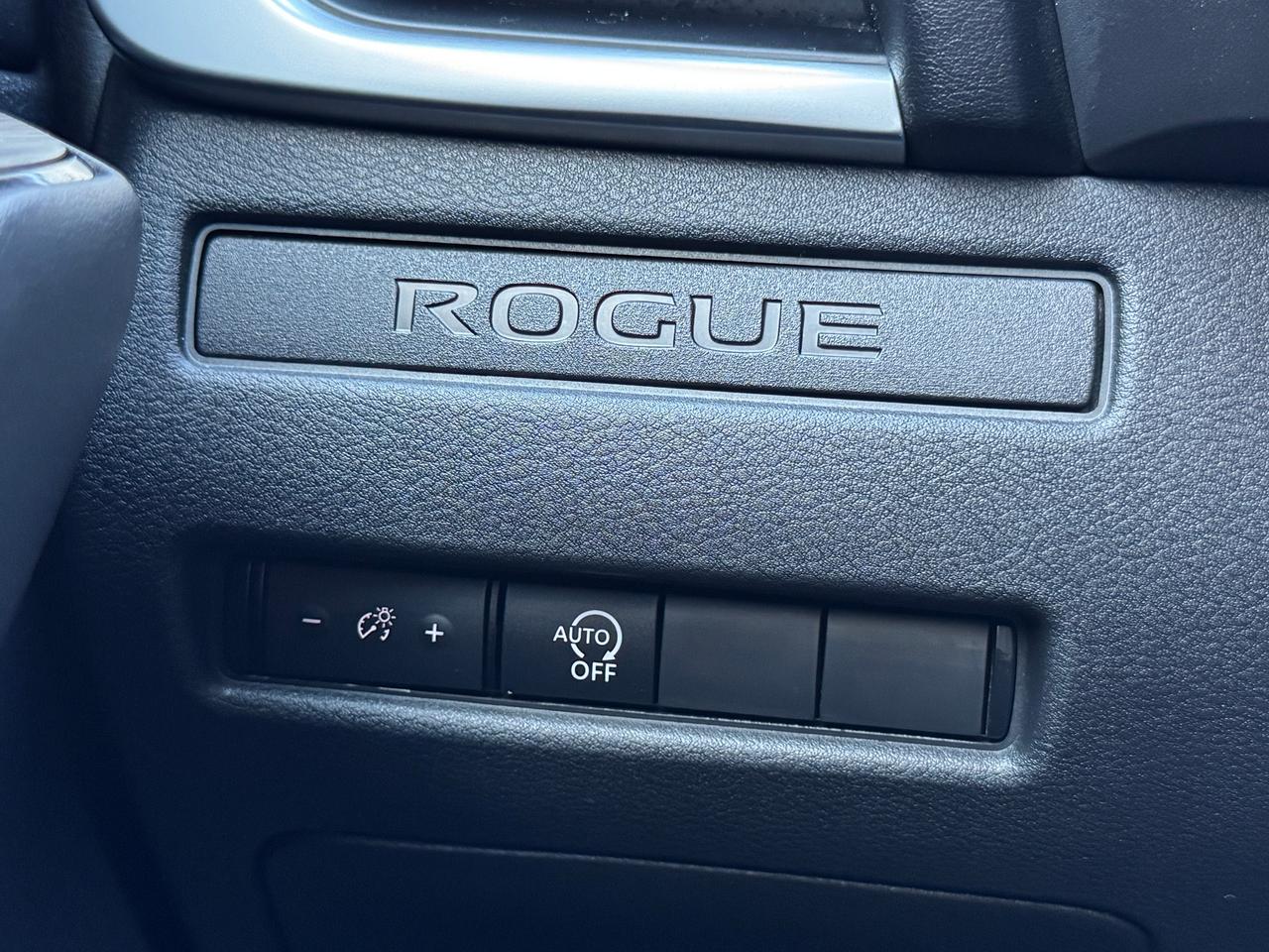 2024 Nissan Rogue S AWD+ONE OWNER+CLEAN CARFAX+LEASE RETURN Photo