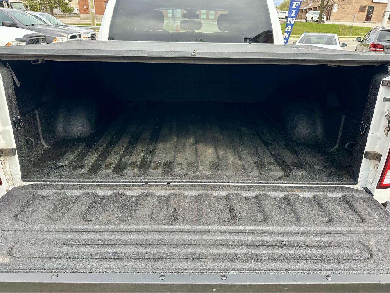 2021 RAM 1500 Classic EXPRESS Photo