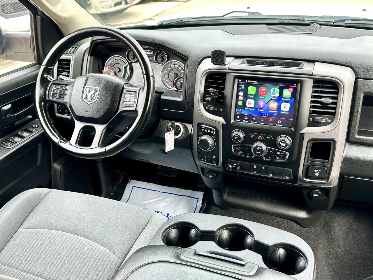 2021 RAM 1500 Classic EXPRESS Photo