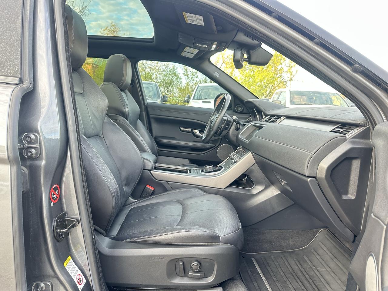 2018 Land Rover Range Rover Evoque Landmark Special Edition Photo