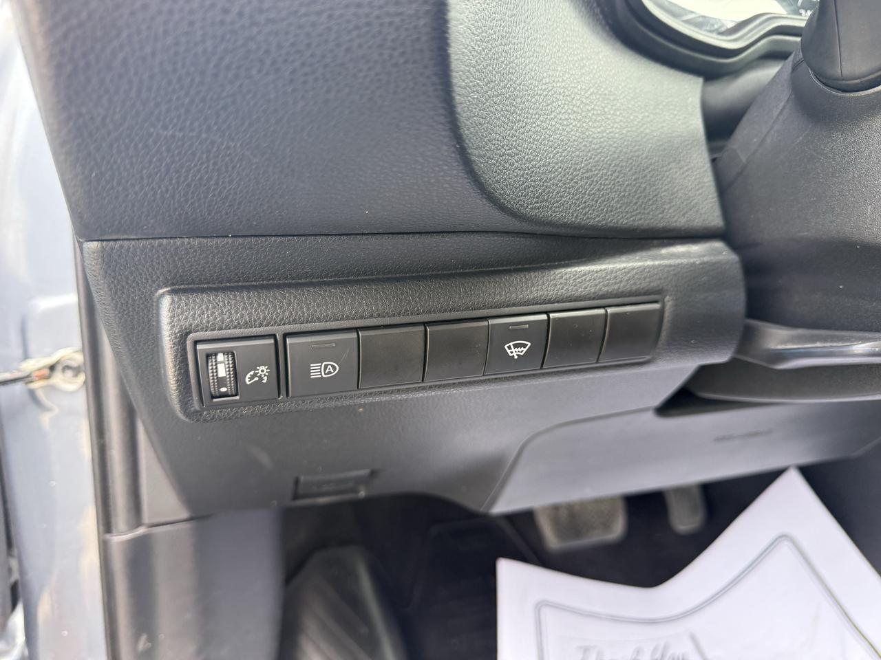 2022 Toyota Corolla LE Photo