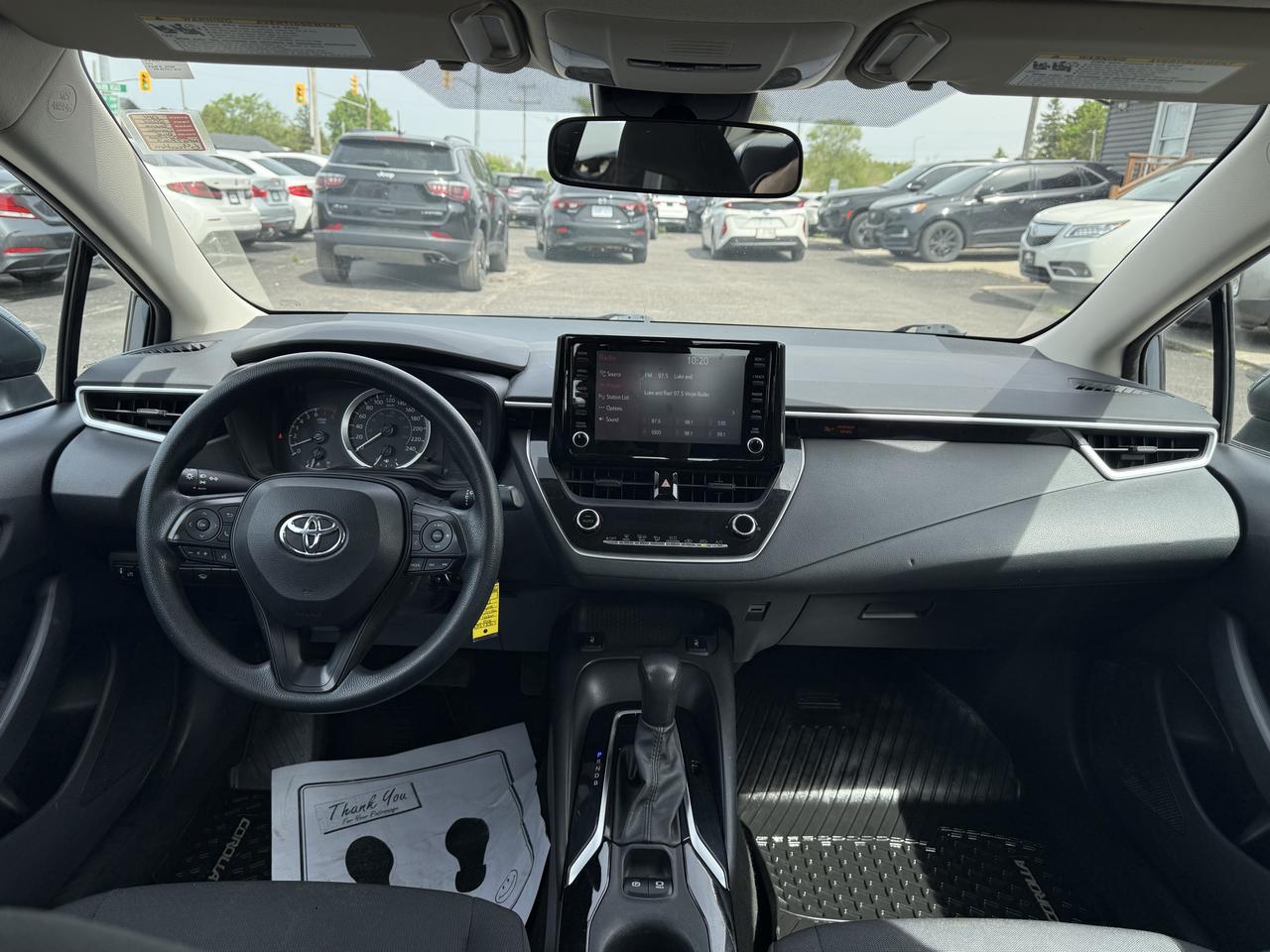 2022 Toyota Corolla LE Photo