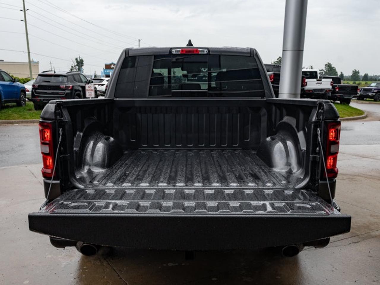 2026 RAM 1500 Express Photo