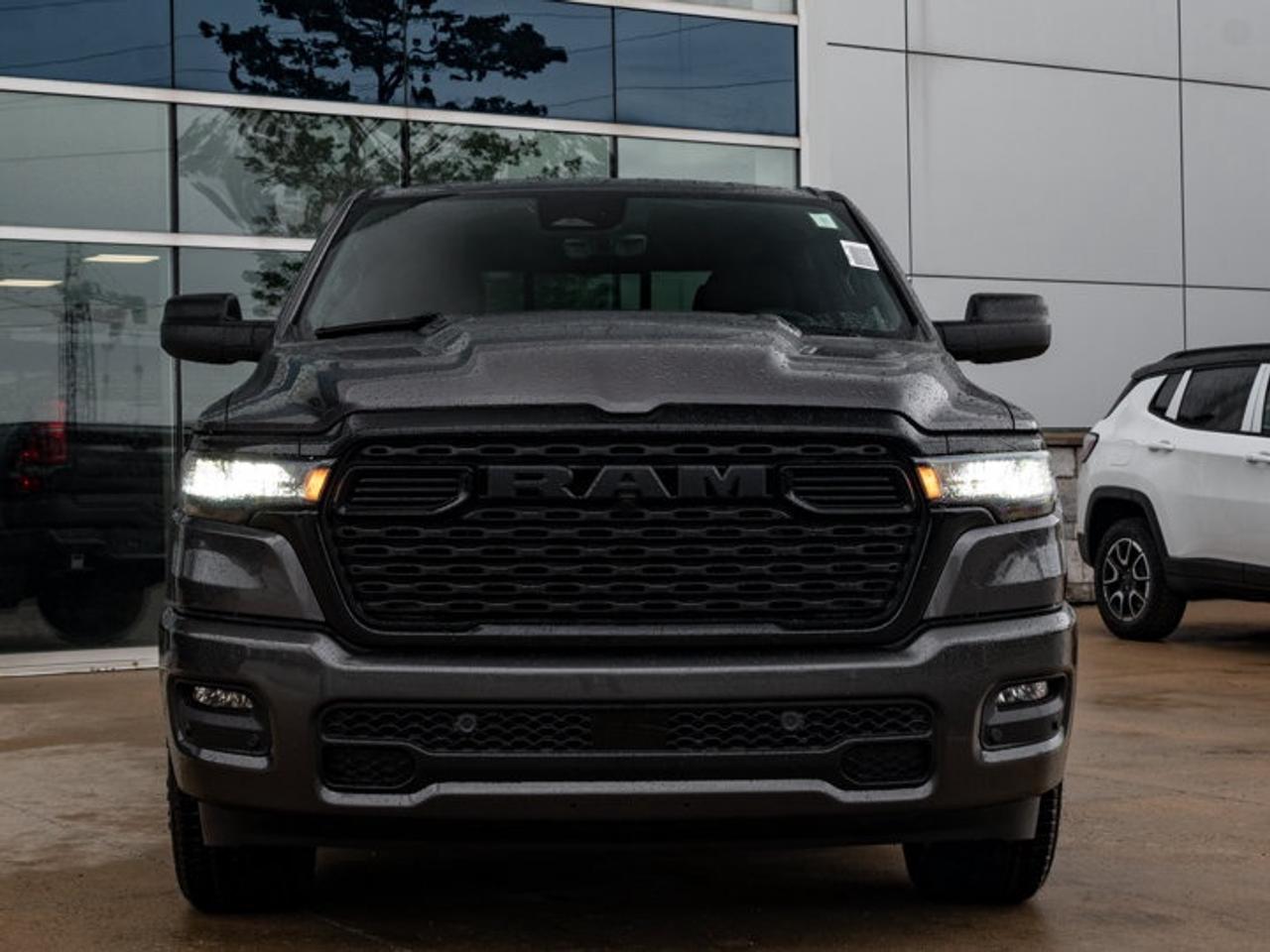 2026 RAM 1500 Express Photo