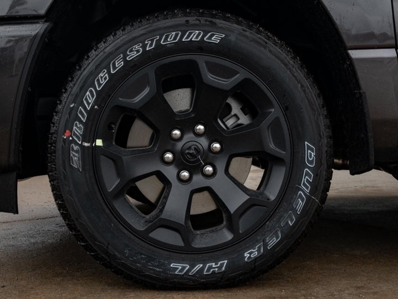 2026 RAM 1500 Express Photo