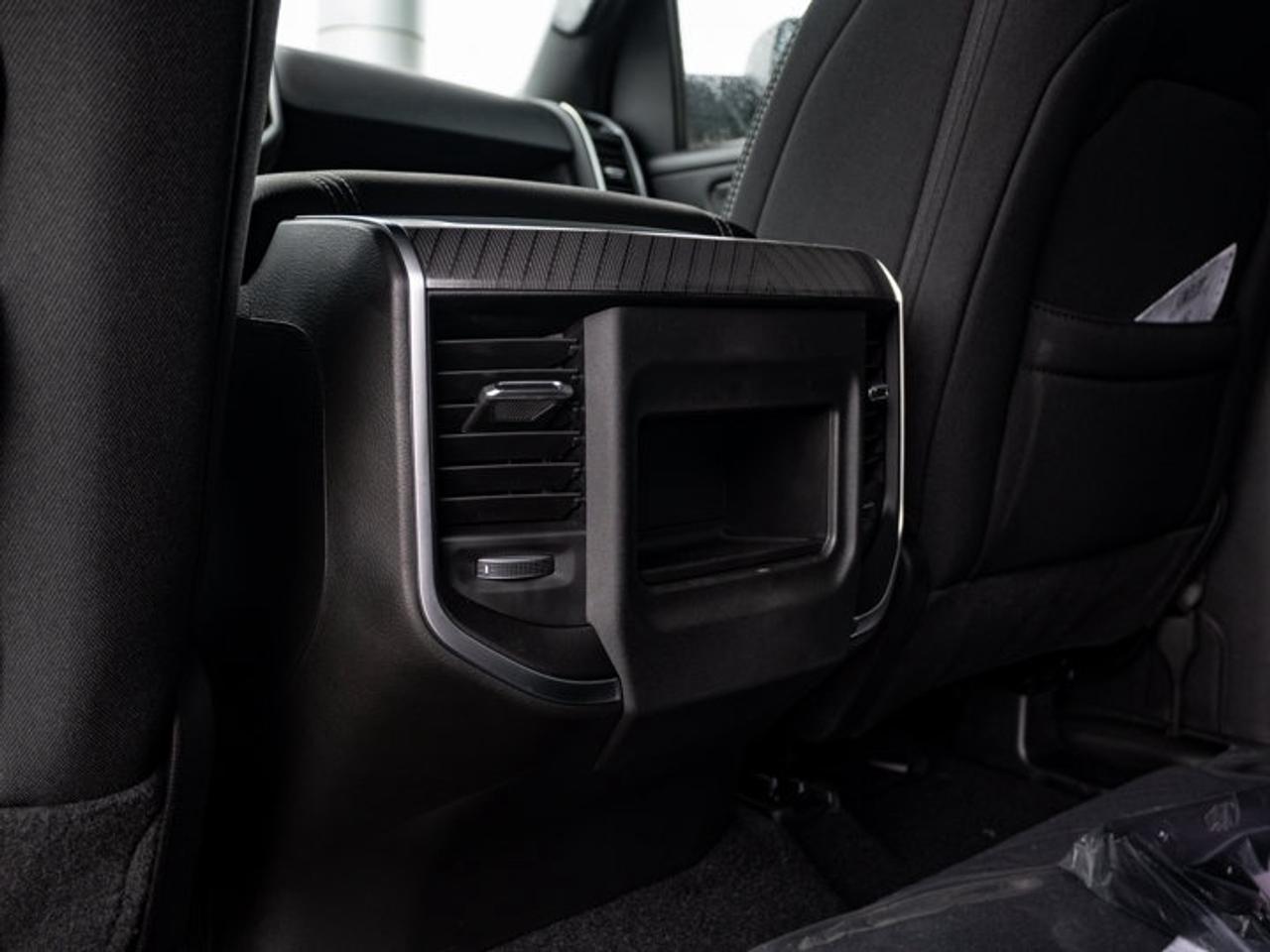 2026 RAM 1500 Express Photo