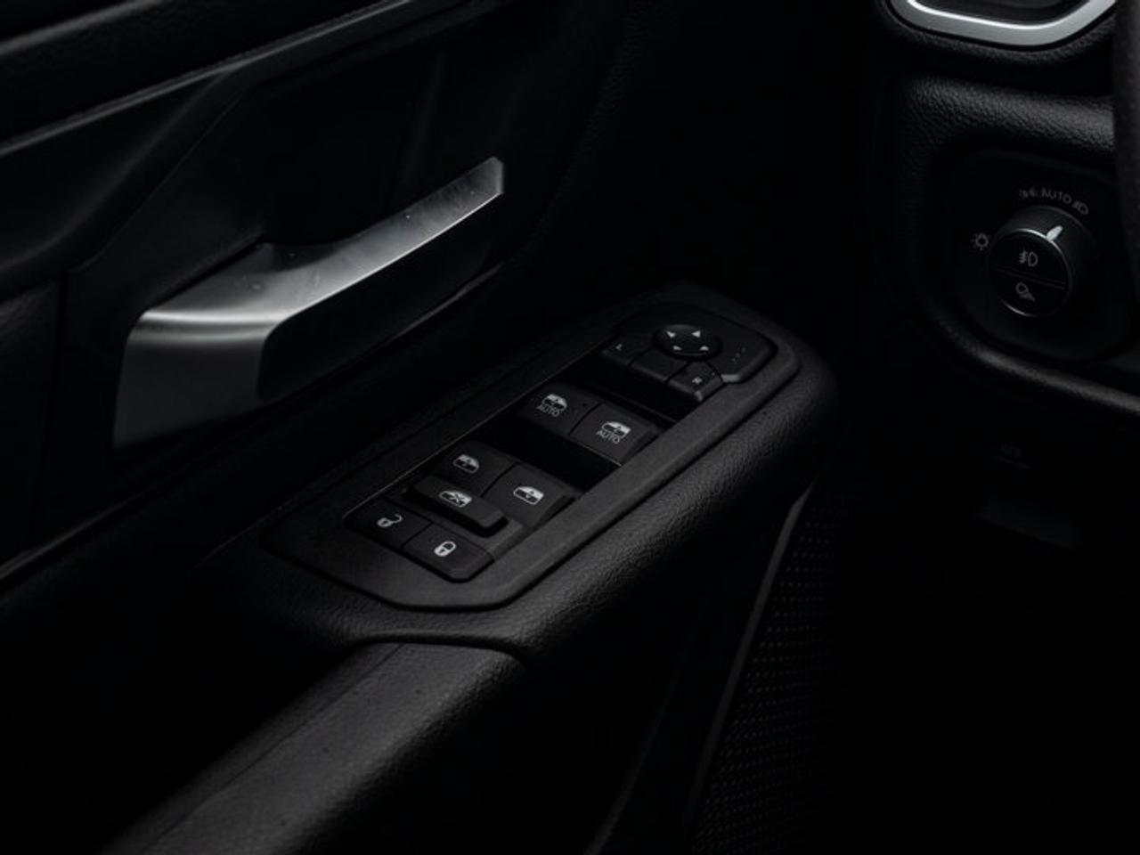 2026 RAM 1500 Express Photo
