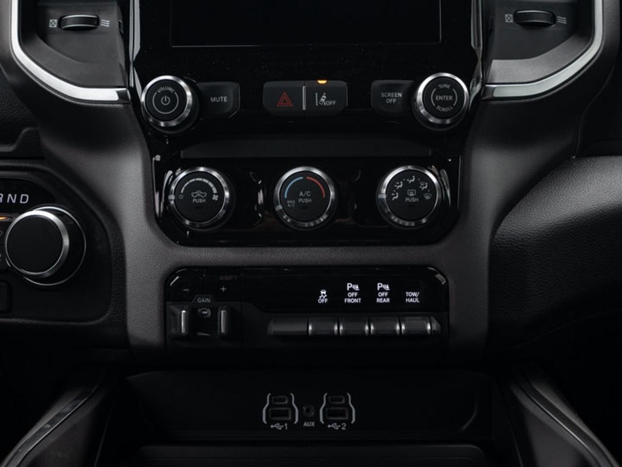 2026 RAM 1500 Express Photo