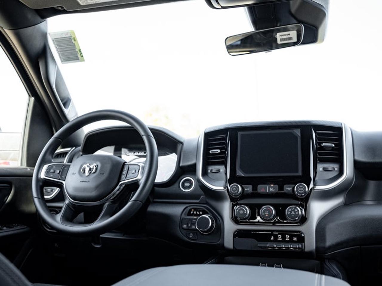 2026 RAM 1500 Express Photo