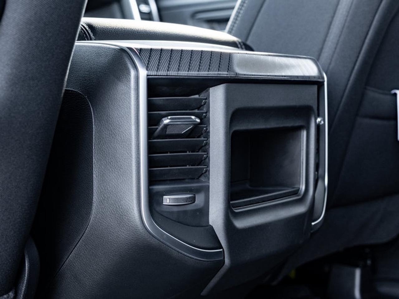 2026 RAM 1500 Express Photo
